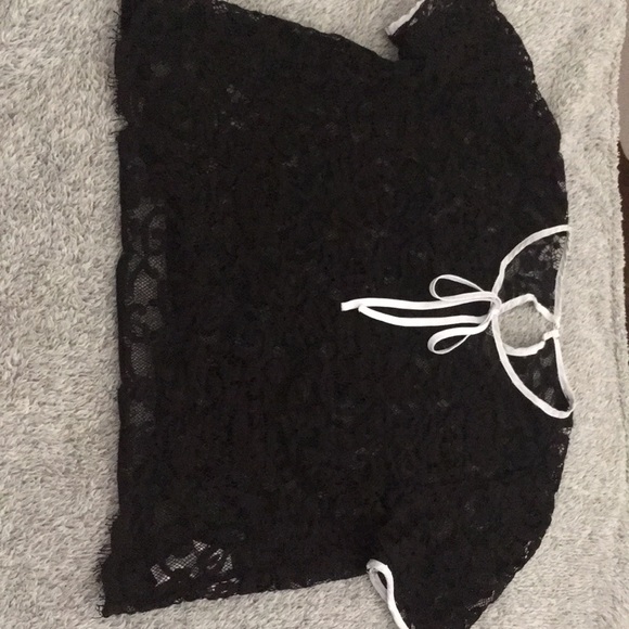 Top - Picture 2 of 3